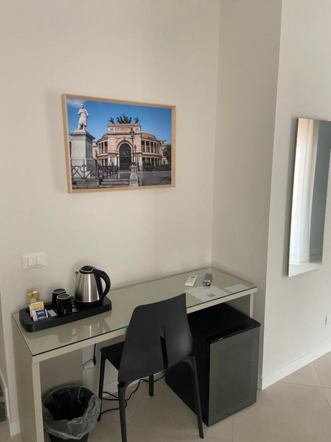 Maqueda Suites Палермо Экстерьер фото